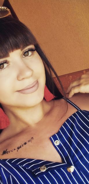 Model - Olga lickpussy