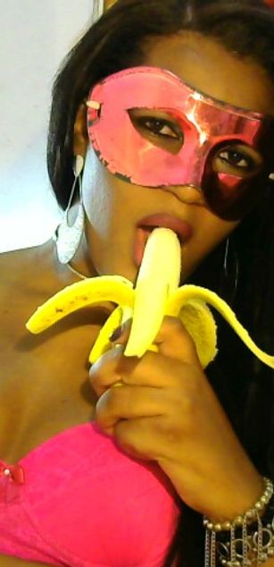 Model - Suzibella  rosadinha