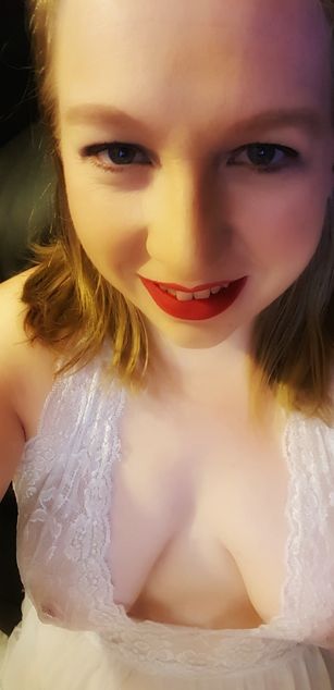 Model - Selena Secret 2