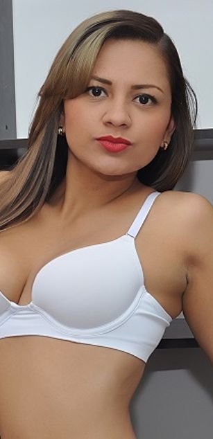 Model - Ashleyglamorous 2