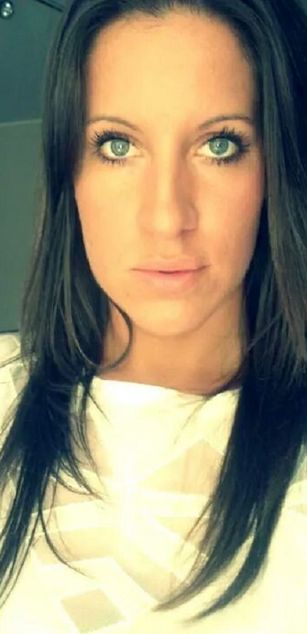 Model - Amanda Cute 2