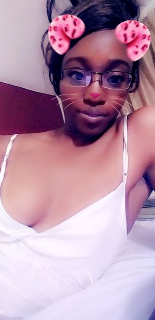 Model - Tiffany Johnson pussy