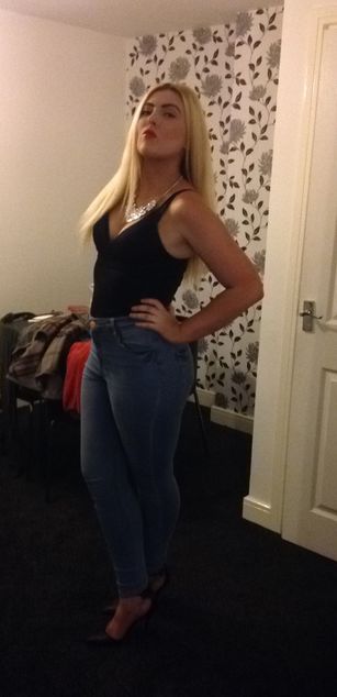 Model - GemmaBigBumUK 2