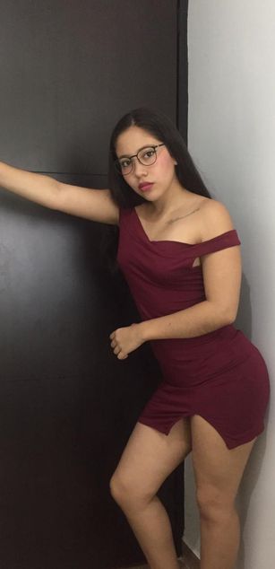 Model - Luna Cooper teen