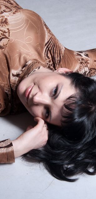 Model - Olga Sweet pussyshow