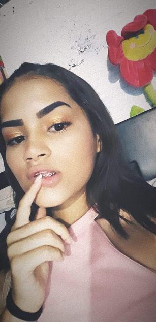 Model - Cloe Lanee dildo