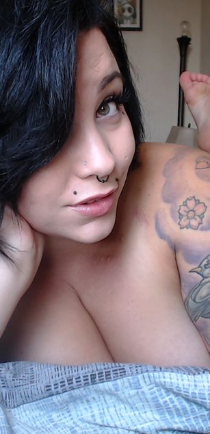 Model - Dahlia Dee  blowjob