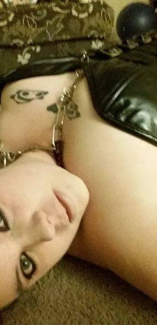 Model - Willow Addams 2