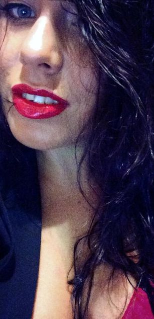 Model - Mindblowerrr 2