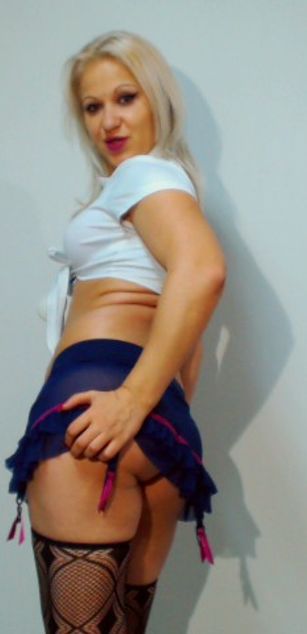 Model - AdelaHot sexy