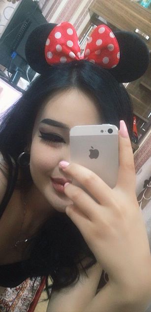 Model - Aia asian sexy