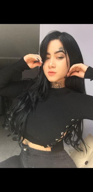 Model - Srta_Roja dildo