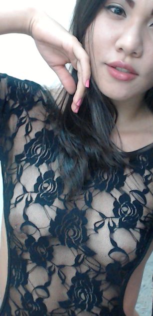 Model - Natty deepthroat