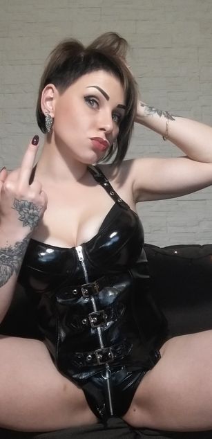 Model - AnnaLu heels