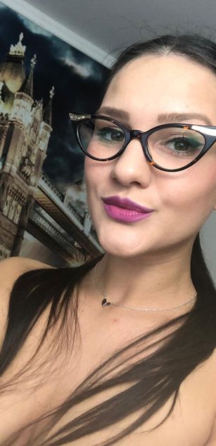 Model - Avatwisted roleplay