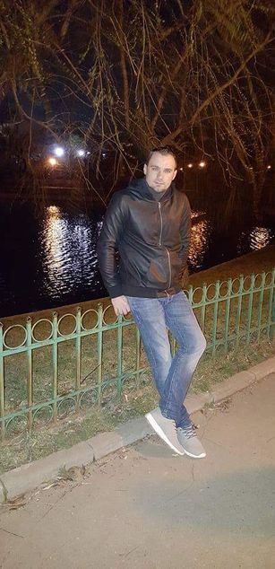 Model - Giovanni XXX 2