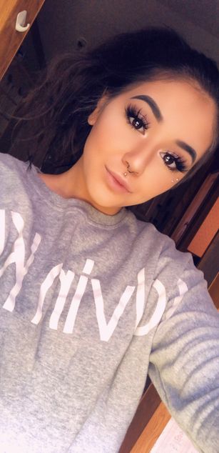 Model - LittleAubrey sexy