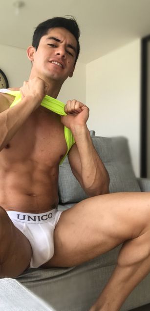 Model - Angel Stonne Hot