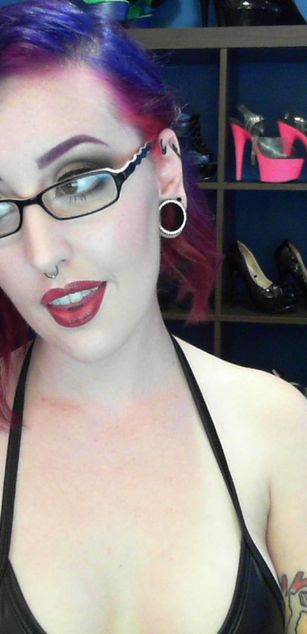 Model - Miss Faith Rae domination