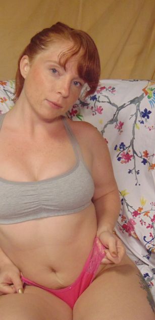 Model - Blazedflowrr deepthroat