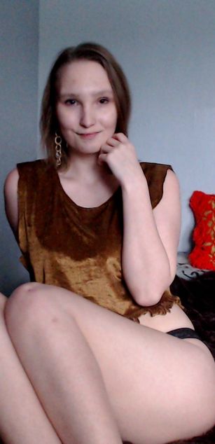 Model - SinnaElise petite