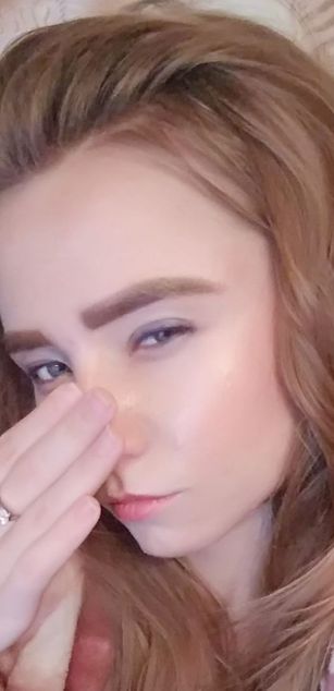 Model - Sweet Anna sexy