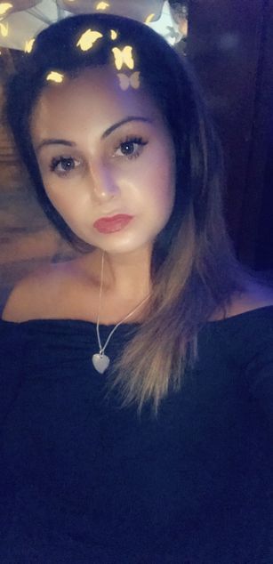 Model - XxNaughty_EmilyxX blowjob