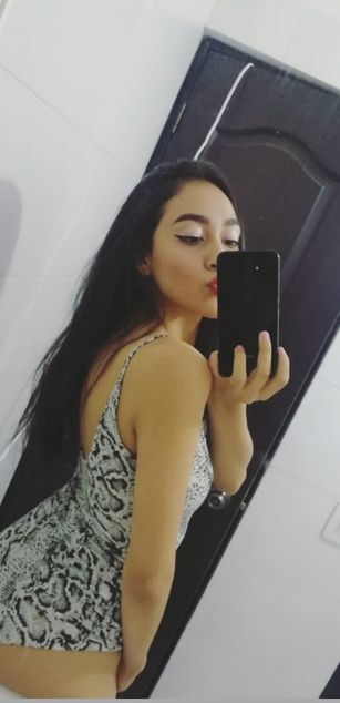 Model - kimy blowjob