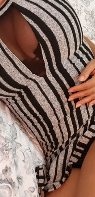 Model - Maria Clara deepthroat