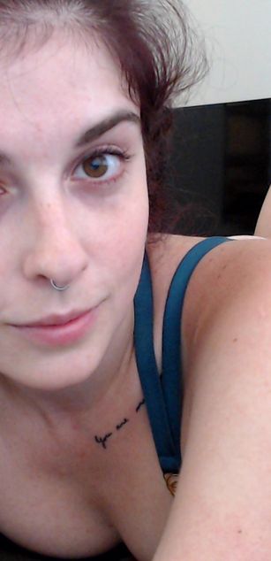 Model - LyndsayStorm sexy