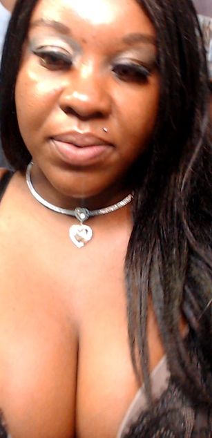 Model - Vanityizsexy bigtits