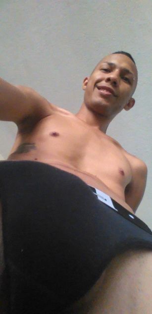 Model - YOUNG_HUGUECOCK 2