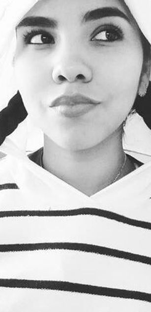 Model - Mia Peyton curvy