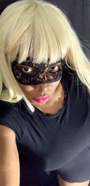 Model - Kendall Wintor roleplay