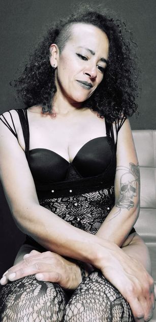 Model - KATRINA LOVE streaptease