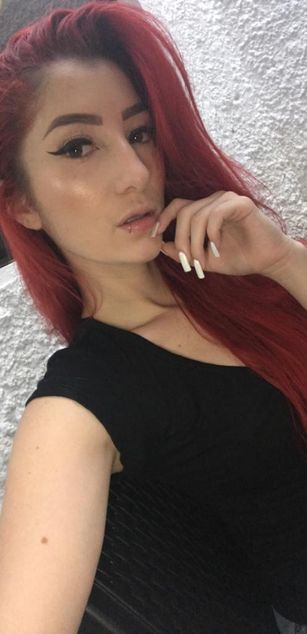 Model - Victoria Roberts blowjob