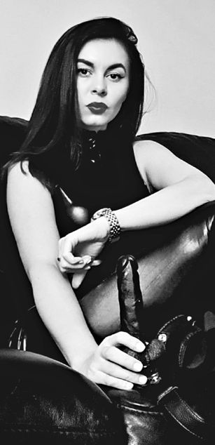 Model - BlackQueen69 fetish