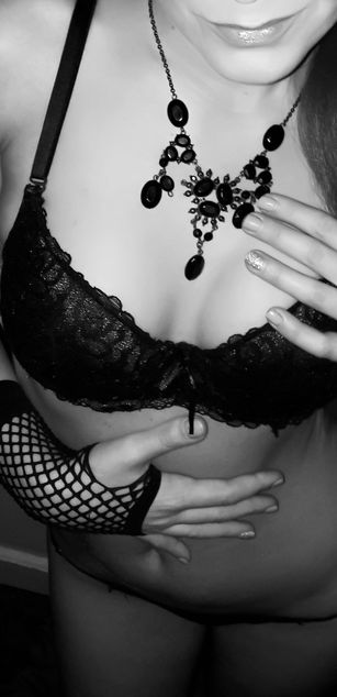 Model - SquirtAngel toys