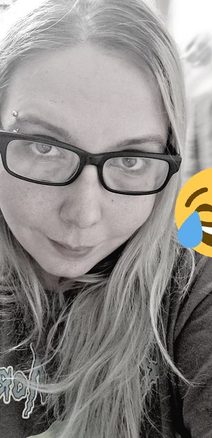 Model - BBOneironerd glasses