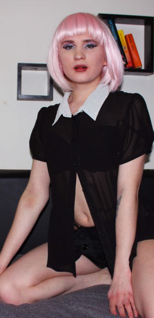 Model - Katie fetish