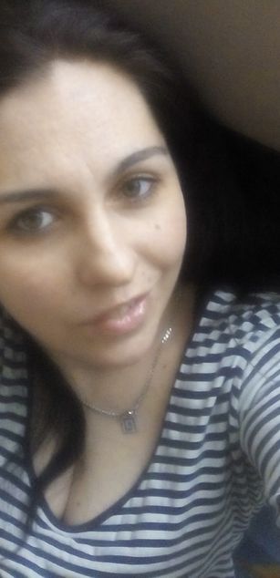 Model - NellyBeauty striptease