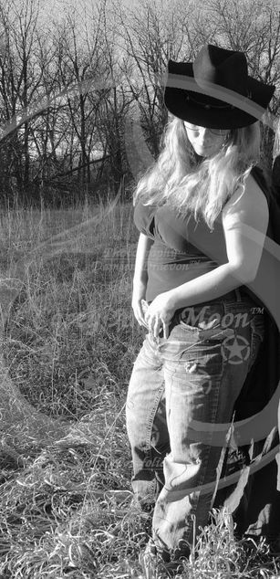 Model - Casey Anne Moon milf