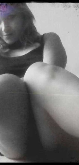 Model - Lissie Bella 2