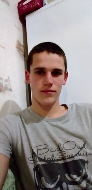 Model - AlexandrStrongs footfetish