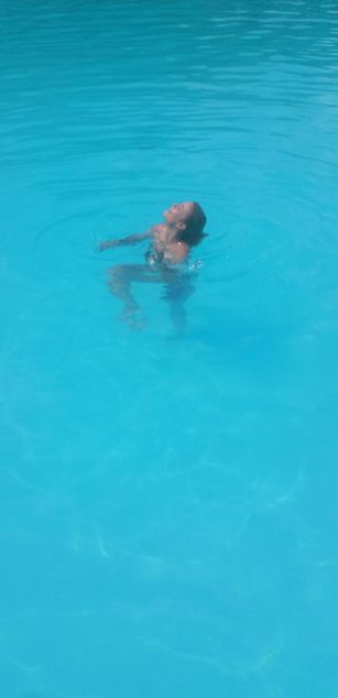 Model - Crisstallc striptease