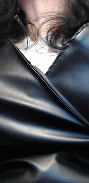 Model - BruneteBBW outfits