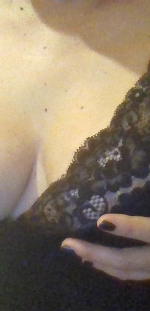 Model - Mistress Maya36 dildo