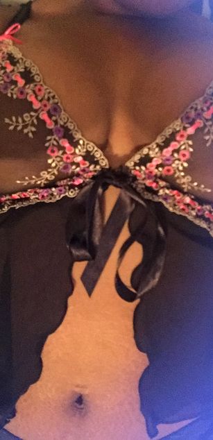 Model - Aleiyah Star horny