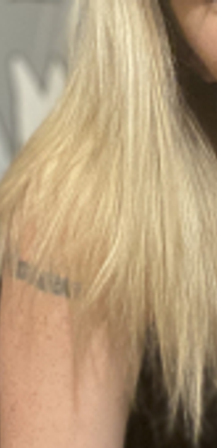 Model - Donna Dahlia submissive