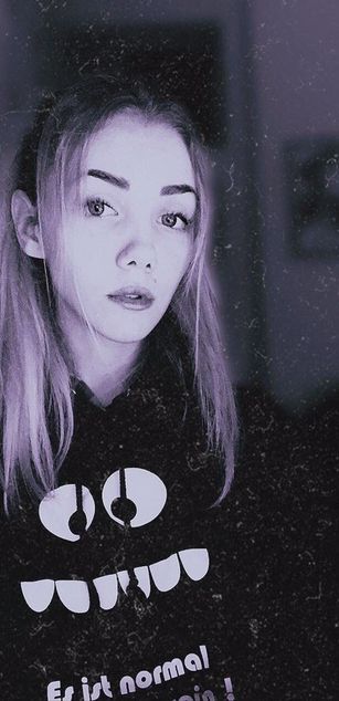 Model - Lerochka Lover blowjob